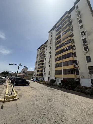 Apartamento En Venta En La Av Terranova Residencias San Francisco