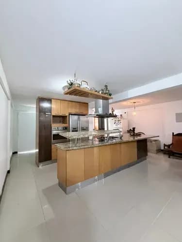 Townhouse En Portales Ii, Nueva Casarapa, Guarenas. Negociable.