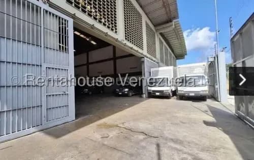 Excelente Galpón En Venta En Mariches Mv