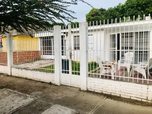 Casa En Las Quintas De Naguanagua 2da Etapa Con Amplio Terreno Jose Felix