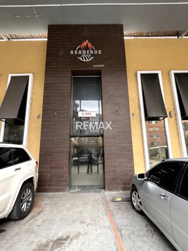 LOCAL COMERCIAL EN VENTA LAS MERCEDES