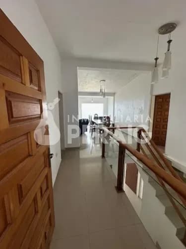 Casa Amoblada/venta/el Junquito/368,00 Mts/3h/2b/3p