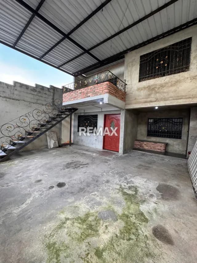 CASA EN ALQUILER EN EL VALLE