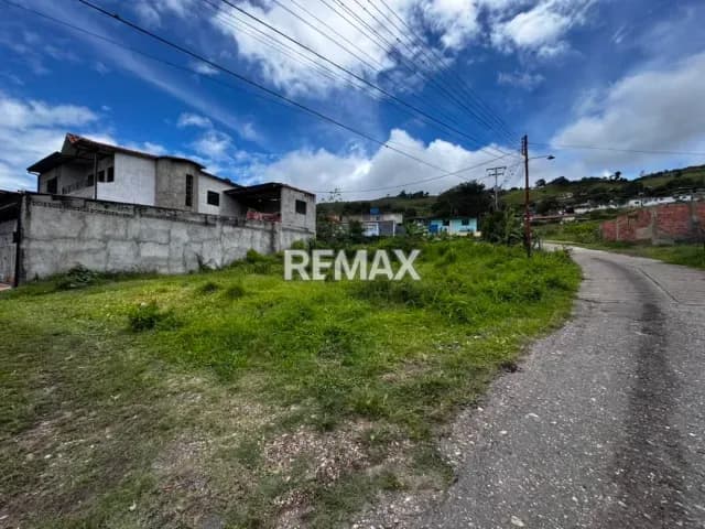 Terreno. Venta. Belandria