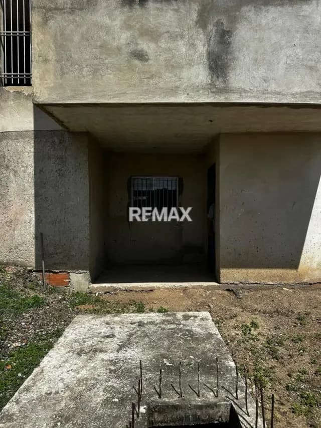 VENTA | Town House en Lienzo Gris en Urb. Las Orquídeas – San Joaquín de Turmero