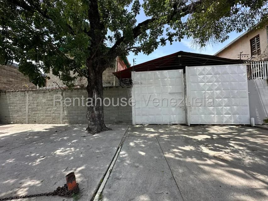 Comercial (Galpon - Deposito) en Alquiler en Intercomunal Turmero Maracay, Aragua