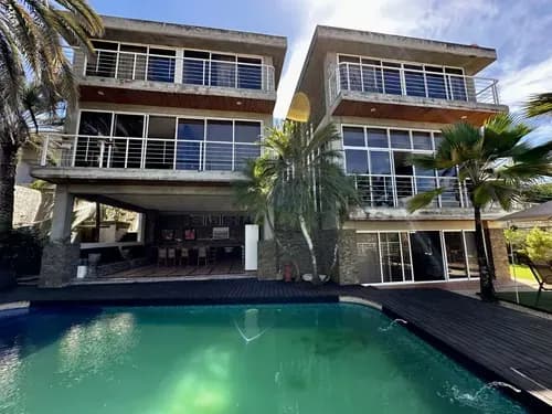 Re/max 2 Mil Vende Casa En Urbanización Casas Del Sol, Con Zona Residencial Y Con Piscina, Con Vista Al Mar, Nueva Esparta, Isla De Margarita