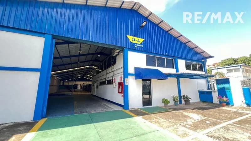 Galpon Zona industrial de puente real