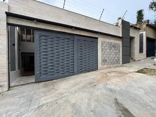 D-6789. Alexora Vende Casa Quinta Residencial En Total Remodelación, Ubicada Calle Abierta En La Urb. La Trigaleña Parte Alta. (6,6,4)