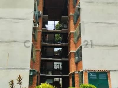 RmR - Venta de Apartamento en Nueva Casarapa guarenas