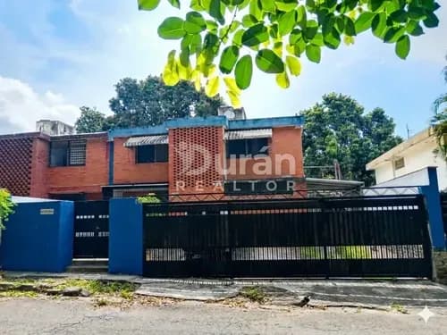 Idurán. Venta De Casa Ubicada En El Marqués, Av. Rómulo Gallegos, Caracas, Edo. Miranda.