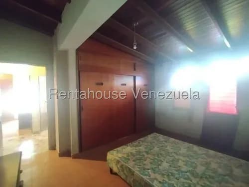 Venta Excelente Apartamento Vista Panorámica Cercano A La Zona Repuestera Del Centro Barquisimeto Asesora Mehilyn Perez