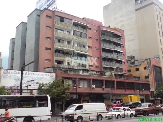 APARTAMENTO EN VENTA - URB. CHACAO