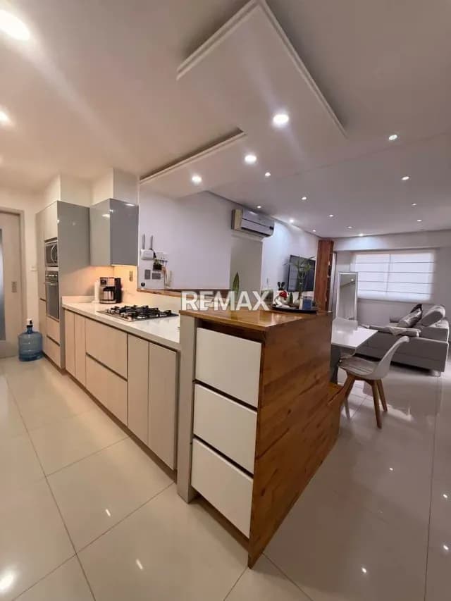 Apartamento Moderno en El Parral con Planta 100% y Pozo