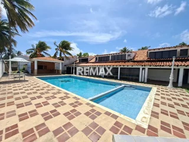 EN VENTA TONWHOUSE LISTO PARA DISFRUTAR EN EL CONJUNTO LAS TERRAZAS EN CIUDAD FLAMINGO