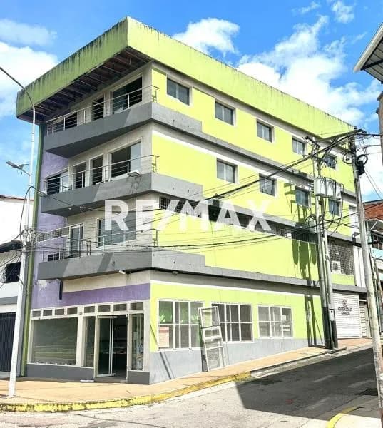 Edificio. Venta. Tariba