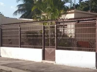 CASA VENTA MARACAY