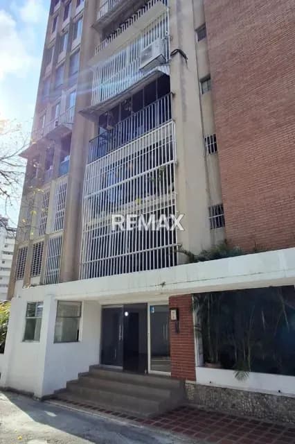 APARTAMENTO EN ALTAMIRA