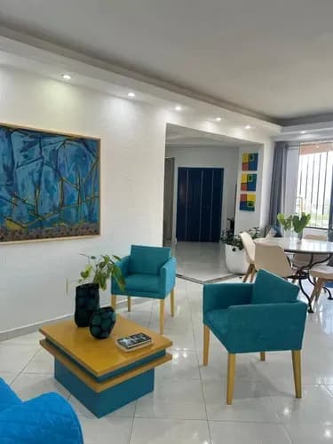 Apartamento Completamente Amoblado En La Trigaleña Alta Edificio Plaza Asturias 93 M2 (solo Cliente)