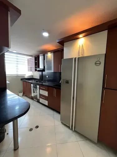 Apartamento En Alquiler: Residencias Valle Arriba Mañongo Mc-ind