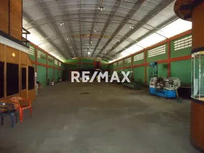 En Venta Galpón en Avenida Bella Vista. Maturín.