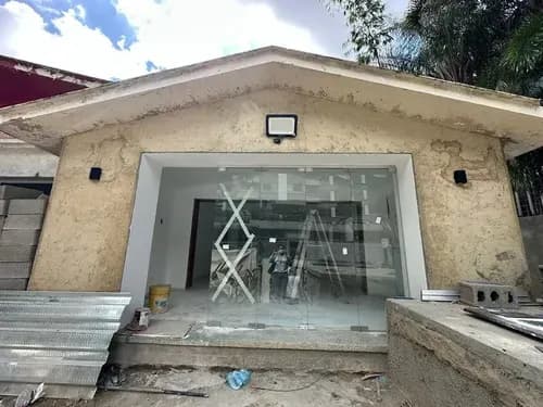 Casa Comercial En Alquiler Altamira