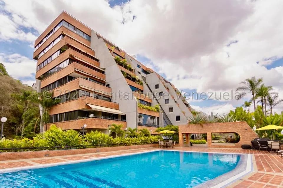 Apartamento (Planta Baja) en Venta en Colinas del Tamanaco, Distrito Metropolitano