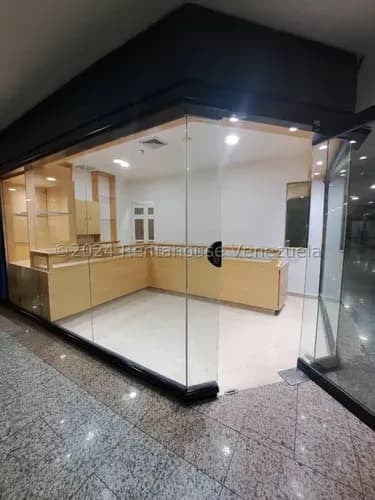 Local Comercial En Venta - Elena Marin Nobrega - Mls 24-17018