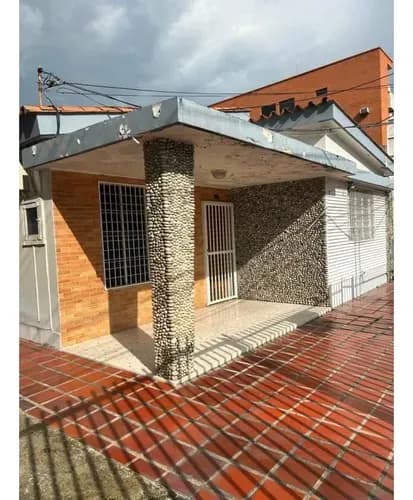 Casa Venta/alquiler Uso Comercial - Av. Univ. El Limón Edo. Aragua