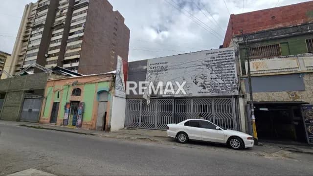 Se ofrece en Alquiler Galpon en Puente Hierro