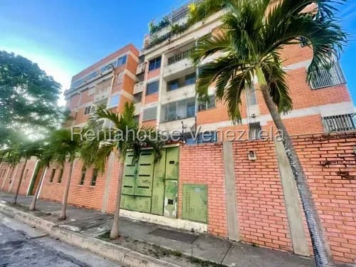 Maritza Lucena Alquila Amplio Apartamento Al Este De Barquisimeto, El Refugio Perfecto Para Quien Busca Comodidad Y Seguridad.