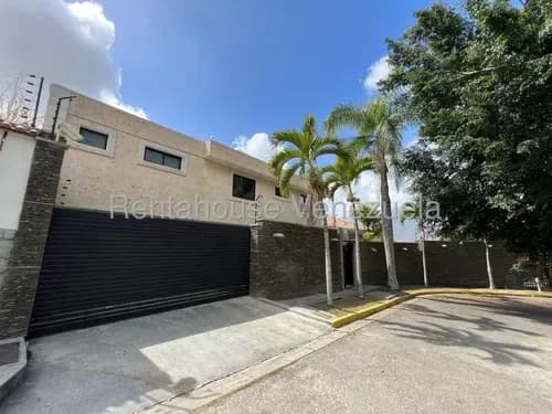Venta De Casa Remodelada En Macaracuay L.p