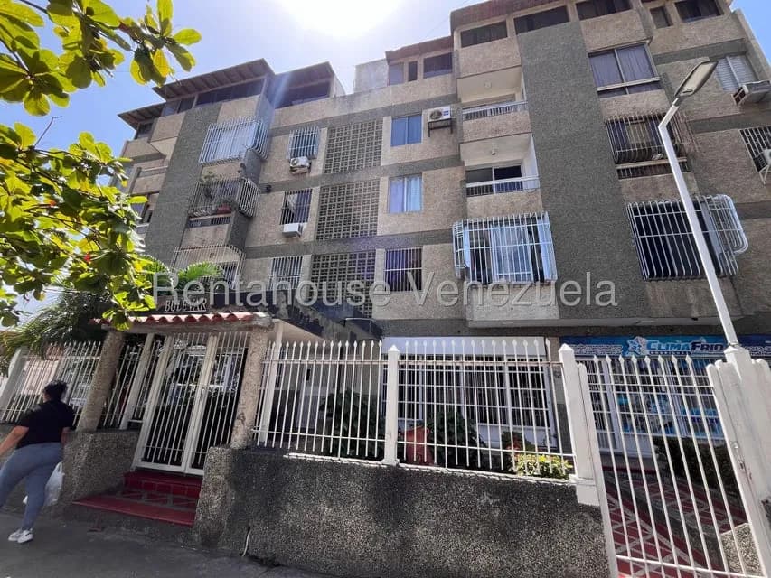 Apartamento (1 Nivel) en Alquiler en Caribe, Vargas