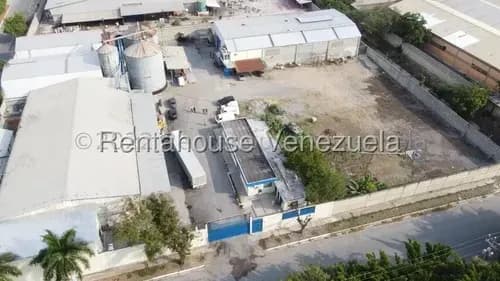 Dennymar, Vende Galpones En Barquisimeto Zona Industrial Ii Con Todos Los Servicios Basicos Amplios Espacios En Optimas Condiciones B6a7951.