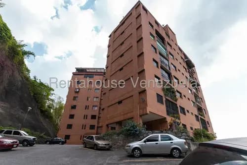 Apartamento En Venta En Colinas De Bello Monte Totalmente Remodelado Y Con Hermosa Vista Al Ávila #26-18449