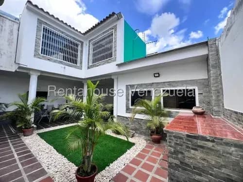 Townhouse En Venta La Morita I Urb Villas Tropicales (pozo De Agua Propio) 26-6917 Avel