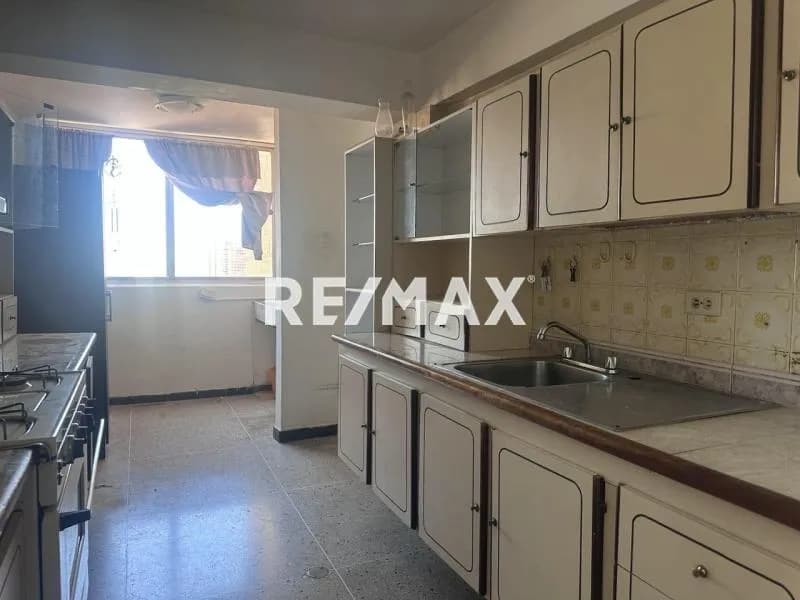 APARTAMENTO EN VENTA RESIDENCIAS LOS ALAMOS I MARACAIBO
