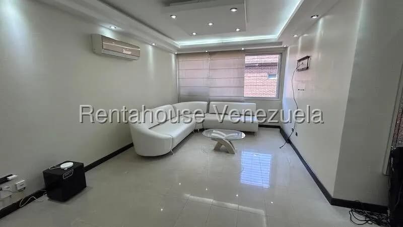 Apartamento (1 Nivel) en Alquiler en Los Naranjos de Las Mercedes, Distrito Metropolitano