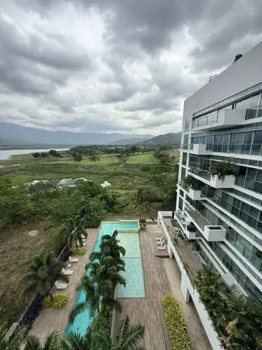 Venta De Imponente Penthouse En Terrazas Del Country Guataparo, Con Vista Al Campo De Golf, Con Extraordinario Paisaje Natural, Urbanización Más Exclusiva Y Prestigiosa De Carabobo. Planta 100%