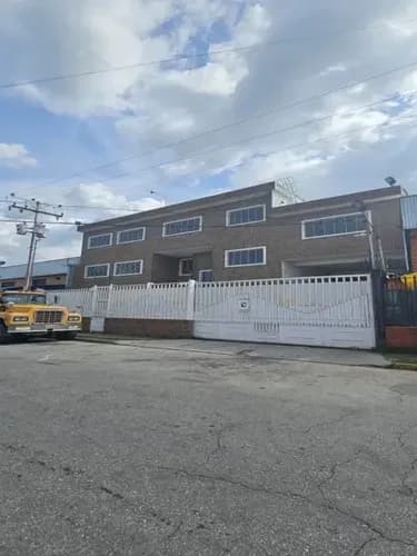 Galpon En Venta Para Deposito Ubicado En Urbanización Industrial Los Jarales San Diego Carabobo. Zenaida Quintero