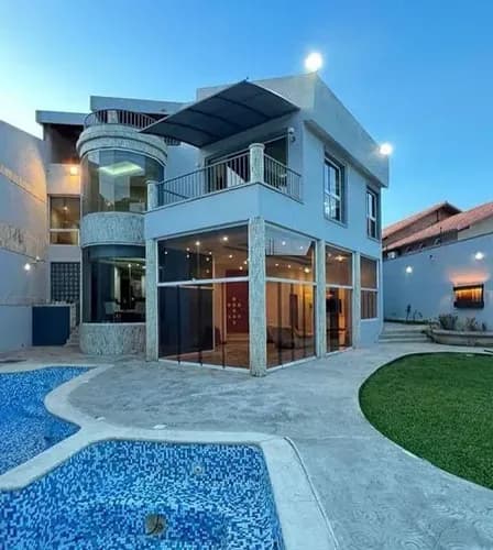 Emili, Para Clientes Espectacular Casa En Venta Altos De Guataparo