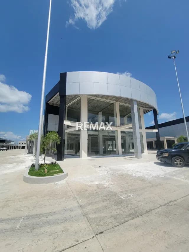 Se Alquila Local comercial, ubicación en la Avenida Alirio Ugarte pelayo, Maturín