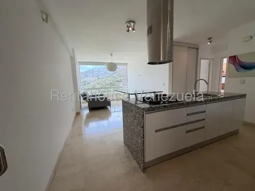 Mp Apartamento En Alquiler En Lomas Del Sol Yf 26-15002