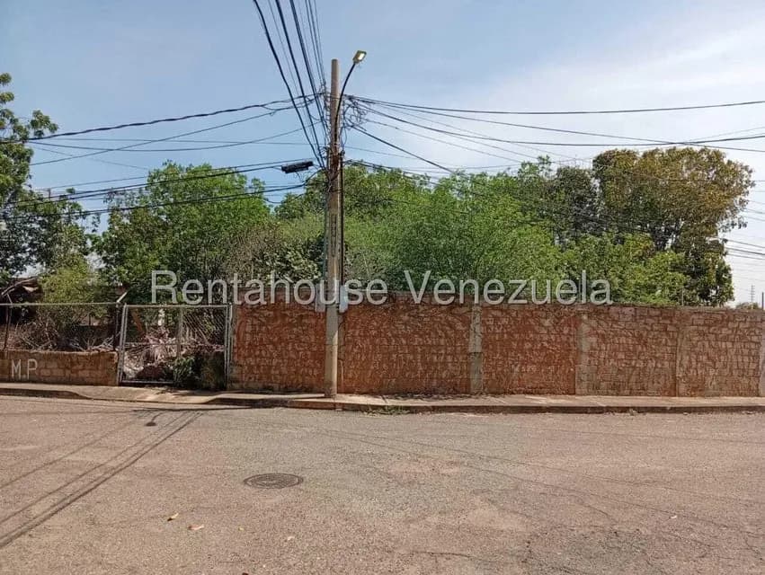 Terreno (Comercial) en Venta en Las Delicias, Zulia