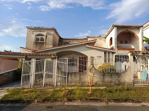 En Venta Casa Trigal Sur.