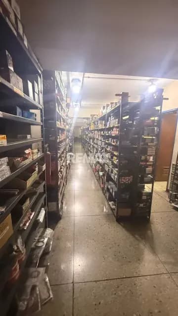 EDIFICIO EN EXCELENTE UBICACION