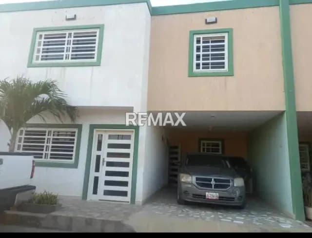 Townhouse en Alquiler en Cabimas. Exclusivo y confortable, totalmente amobrado
