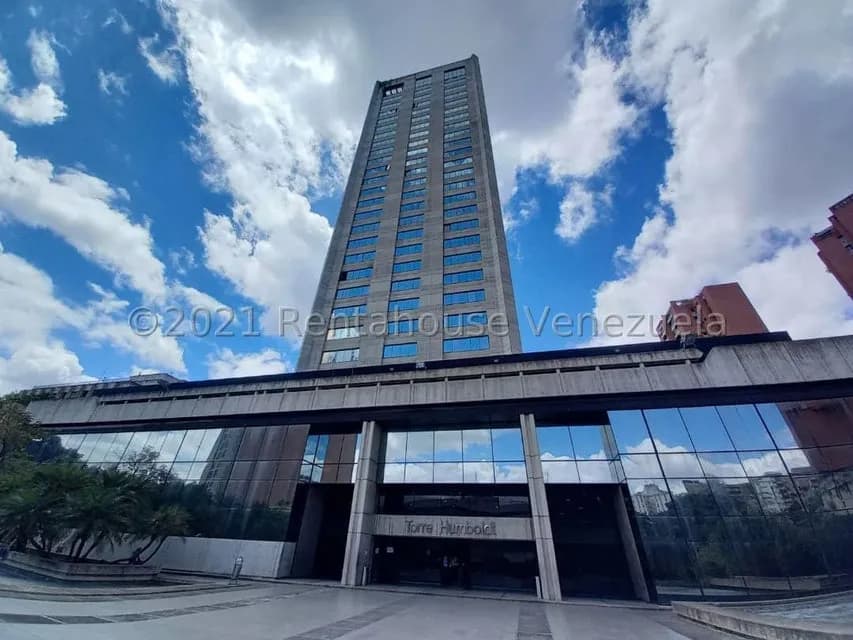 Comercial (Oficina) en Alquiler en Prados del Este, Distrito Metropolitano