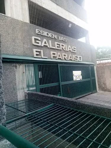 Apartamento En Galerías Paraiso