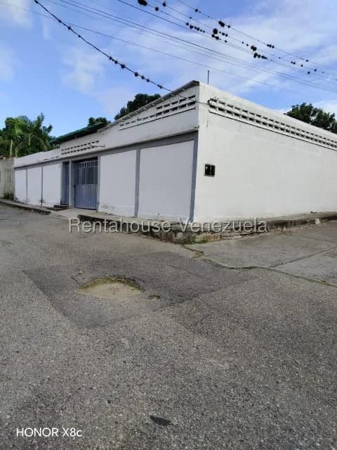 Comercial (Galpon - Deposito) en Venta en Agua Viva, Lara